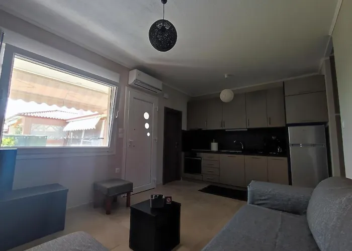 Apartment A & F - Fay's House